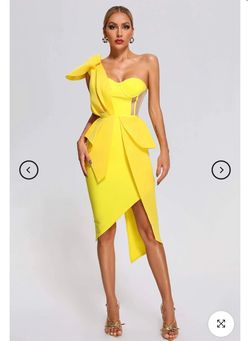 Bella Barnett Yellow Size 6 Cocktail Dress on Queenly
