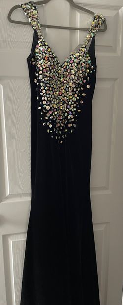 Johnathan Kayne Black Size 6 50 Off Plunge A-line Dress on Queenly