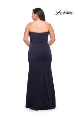 Style 29664 La Femme Blue Size 14 Navy Side slit Dress on Queenly