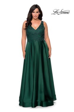 Style 29039 La Femme Green Size 12 Floor Length Side slit Dress on Queenly