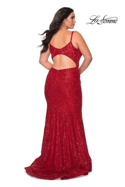 Style 29063 La Femme Red Size 18 Lace Tall Height Straight Dress on Queenly