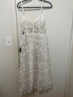 Lulus White Size 12 Appearance Cocktail Dress on Queenly
