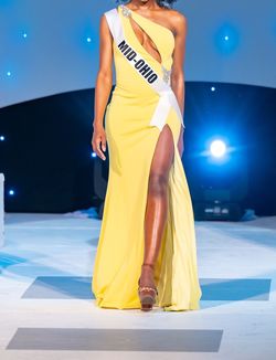 Style -1 Jovani Yellow Size 2 Pageant Side slit Dress on Queenly