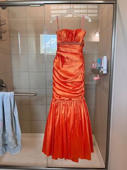 Orange Size 00 Mermaid Dress on Queenly