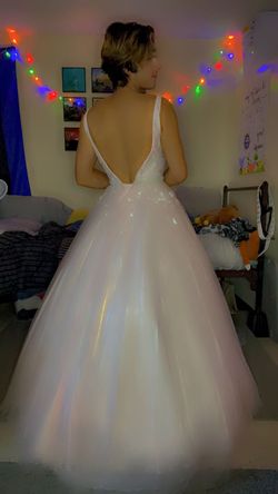 Style PG-F2028 Promgirl Nude Size 4 Plunge Quinceanera Ball gown on Queenly