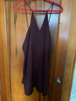 Express Purple Size 8 Plunge Cocktail Dress on Queenly