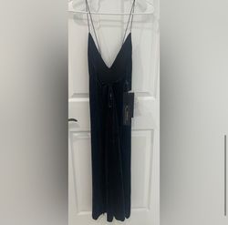Bebe Black Size 4 Prom Plunge Side slit Dress on Queenly