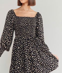Francescas Black Size 4 50 Off Long Sleeve Cocktail Dress on Queenly