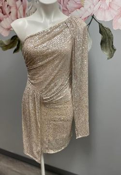 Gold Size 12 Cocktail Dress on Queenly