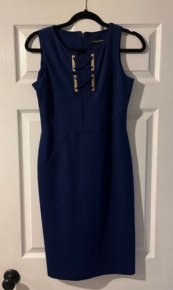 Ivanka Trump Blue Size 4 Navy Semi-formal Cocktail Dress on Queenly