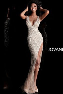 Style 63405 Jovani Gold Size 14 Plunge Plus Size Side slit Dress on Queenly