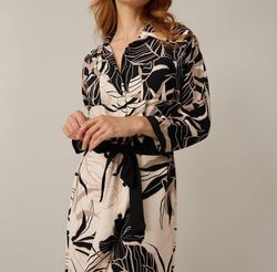 Style 1-1093864509-649 Joseph Ribkoff Nude Size 2 Polyester Sleeves Print Free Shipping Cocktail Dress on Queenly