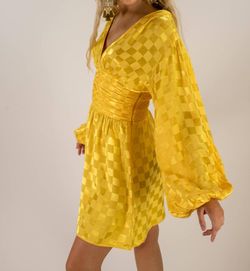 Style 1-3348015010-3472 JEN'S PIRATE BOOTY Yellow Size 4 Free Shipping Mini V Neck Cocktail Dress on Queenly