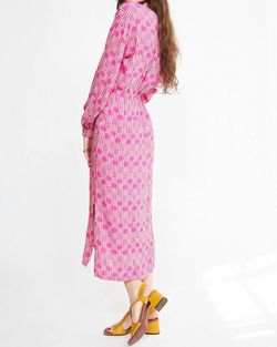 Style 1-3610384630-1498 Hartford Pink Size 4 Long Sleeve Cocktail Dress on Queenly