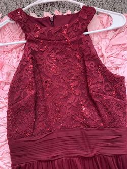 David's Bridal Red Size 0 Burgundy Straight Dress on Queenly