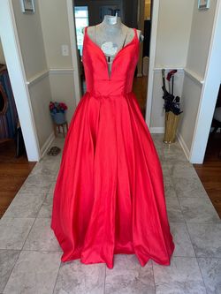 Juliet Red Size 4 Jersey Quinceanera 50 Off Plunge Ball gown on Queenly