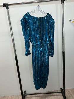 Rve Riche Blue Size 4 Side Slit Black Tie Cocktail Dress on Queenly