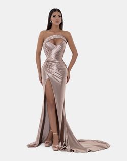 Albina Dyla Pink Size 14 Prom Side slit Dress on Queenly