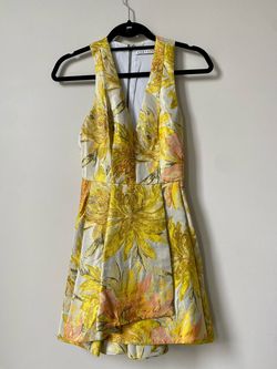 Alice & Olivia Yellow Size 0 50 Off A-line Dress on Queenly