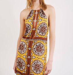 Style 1-1774168759-649 NILI LOTAN Yellow Size 2 Print Tall Height Straight Dress on Queenly