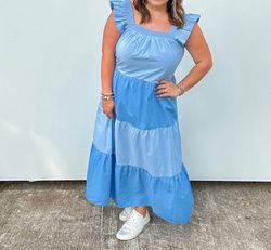 Style 1-4001056288-3470 2.7 AUGUST APPAREL Blue Size 4 Free Shipping Cocktail Dress on Queenly
