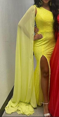 Portia and Scarlett Yellow Size 4 Black Tie Medium Height Pageant Jersey Side slit Dress on Queenly