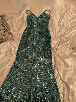 Sherri Hill Blue Size 0 Jewelled Plunge Straight Dress on Queenly