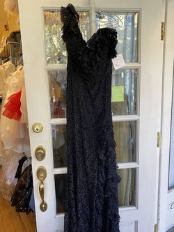Style 1-2530769217-2901 Tarik Ediz Black Size 8 One Shoulder Floor Length Straight Dress on Queenly