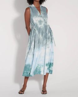 Style 1-3274931099-5 Raquel Allegra Blue Size 0 Free Shipping V Neck Cocktail Dress on Queenly