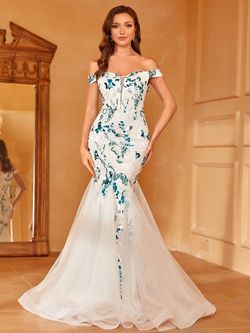 Style LAWD8050 Faeriesty White Size 8 Floral Lawd8050 Floor Length Mermaid Dress on Queenly