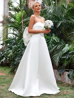 Style FSWD1346 Faeriesty White Size 16 Floor Length Satin Jersey Straight Dress on Queenly