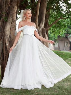 Style FSWD1576 Faeriesty White Size 4 Sheer Polyester Engagement Straight Dress on Queenly