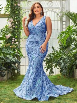 Style FSWD1191P Faeriesty Blue Size 20 Polyester Sequined Plunge Jersey Mermaid Dress on Queenly