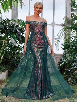 Style FSWD1163 Faeriesty Green Size 4 Sheer Military Mermaid Dress on Queenly
