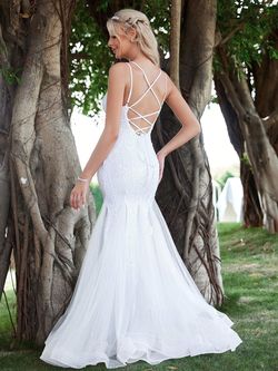 Style FSWD1652 Faeriesty White Size 4 Backless Floor Length Polyester Mermaid Dress on Queenly