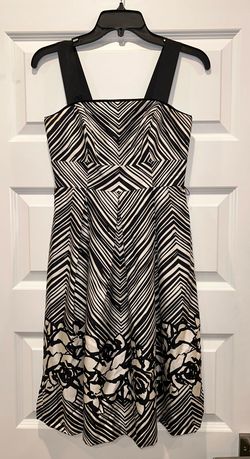 Style 111459 Bebe Multicolor Size 00 Holiday Ball Jersey Straight Dress on Queenly