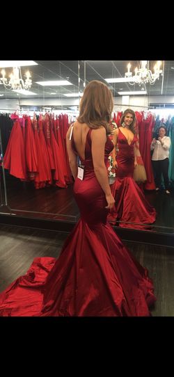Sherri Hill Bright Red Size 4 Prom Satin Mermaid Dress on Queenly