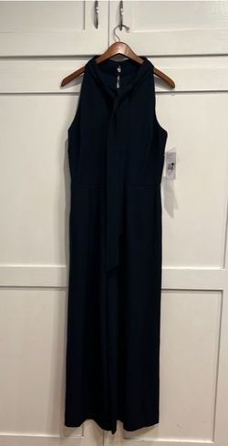 Style JJ37054 Julia Jordan Blue Size 12 Floor Length 70 Off Halter Jumpsuit Dress on Queenly