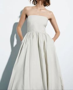 Zara Gray Size 0 Straight Dress on Queenly