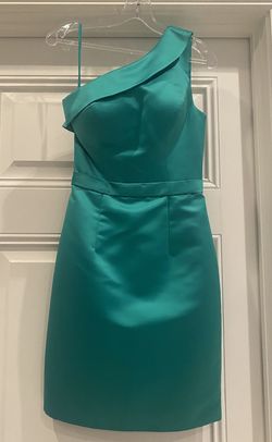 Ashley Lauren Green Size 4 Tall Height Emerald Straight Dress on Queenly