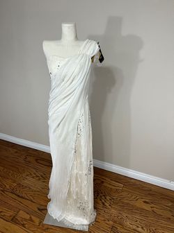 White Size 2 A-line Dress on Queenly