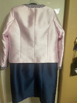 Kueeni Pink Size 18 Midi Navy Fitted Cocktail Dress on Queenly