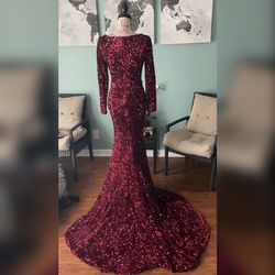 Portia and Scarlett Red Size 2 Burgundy Prom Mermaid Dress on Queenly