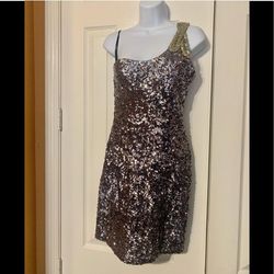 La Femme Gray Size 4 Nightclub One Shoulder Cocktail Dress on Queenly