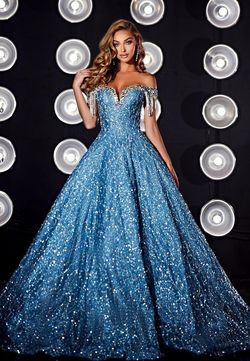 Style PS23048 Portia and Scarlett Blue Size 0 Prom Floor Length Ball gown on Queenly