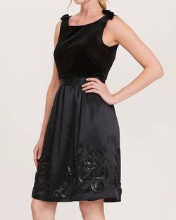 Style 1-2063795451-1901 Tyler Boe Black Size 6 Pockets Tall Height Velvet Cocktail Dress on Queenly