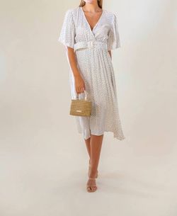 Style 1-2687663348-2901 LUSANA White Size 8 Belt Cocktail Dress on Queenly