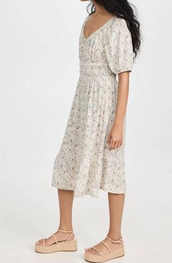 Style 1-3425450438-3855 Nation LTD Nude Size 0 Floral Free Shipping Jersey Cocktail Dress on Queenly