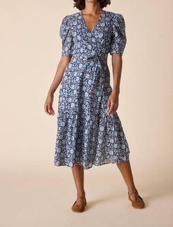 Style 1-841776351-1498 St. Roche Blue Size 4 Belt Print V Neck Tall Height Cocktail Dress on Queenly