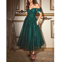Style Emerald Green Sparkle Off the shoulder Midi Formal Cocktail Dress Green Size 4 Cocktail Dress on Queenly